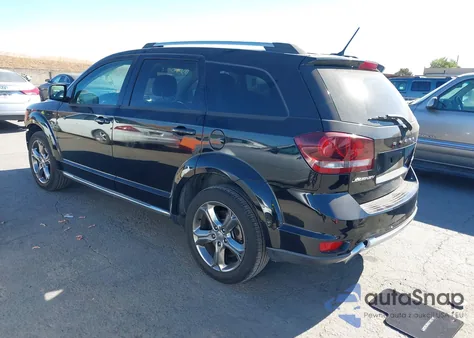 2017 Dodge Journey Crossroad Plus z USA, uszkodzony, nr VIN 3C4PDCGGXHT533320